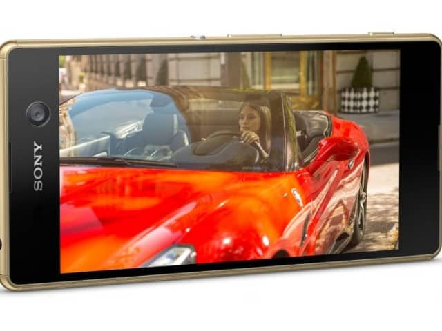 xperia-m5-high-speed-action-6ea85e420510dee2e87612eca6231c32-940