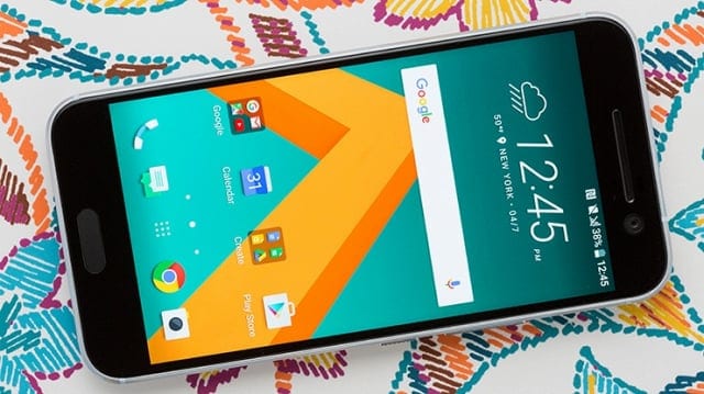 4.-HTC-Desire-10-lifestyle