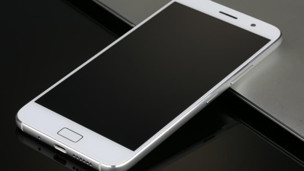 Huawei Magic vs Lenovo Zuk Edge