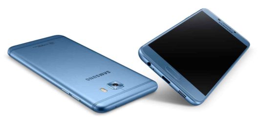 Samsung Galaxy J7 Max1