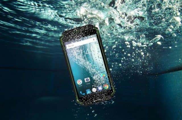 five best battery smartphones