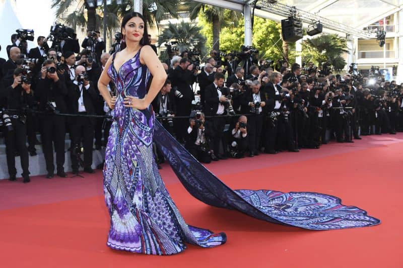 HOT: Aishwarya Rai Cannes Butterfly Dress Took 3,000 Hours To Make!