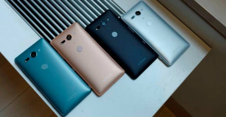 Apple iPhone SE 2 vs Sony Xperia XZ2 Compact