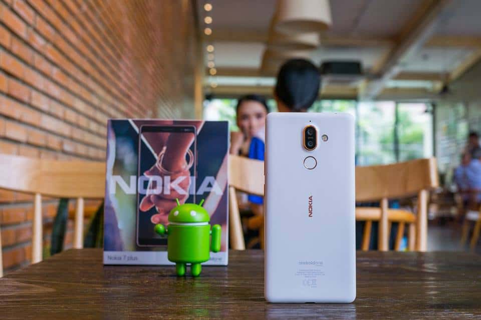 Nokia 7 Plus vs Nokia X5