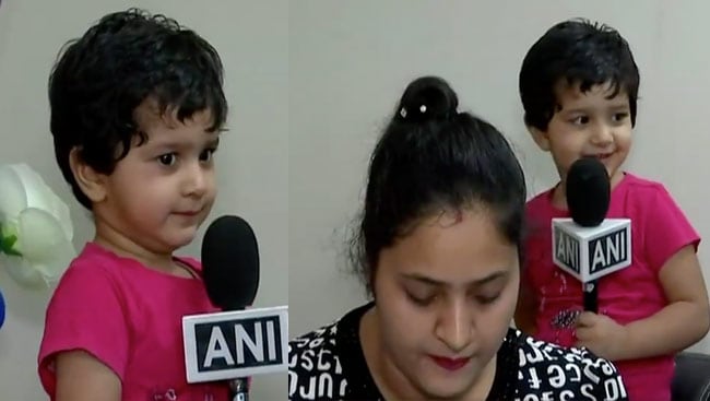 2-year-old girl recites Indian states