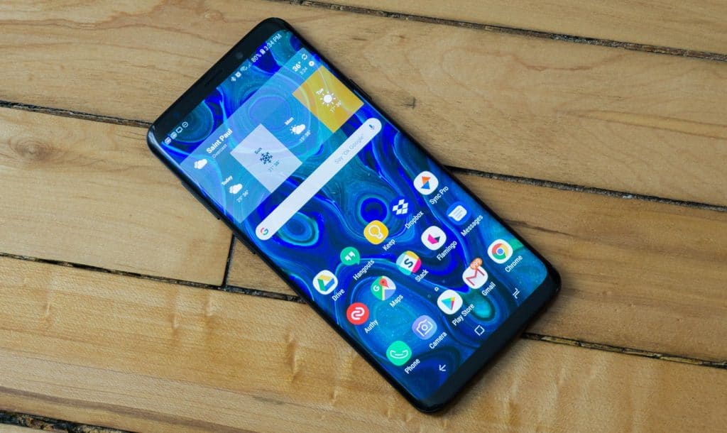 OnePlus 6 vs Samsung Galaxy S9 Plus