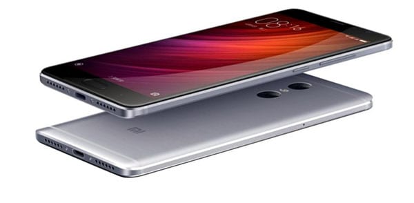 Top 10 trending phones week 34