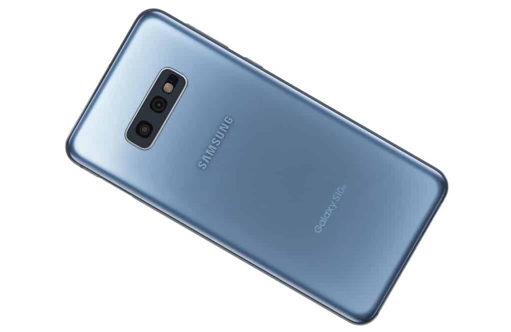 Samsung Galaxy S10e: Prism Silver model, 8GB RAM, Dual Cameras!