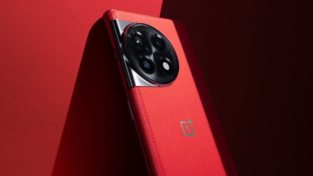 OnePlus 11R Red